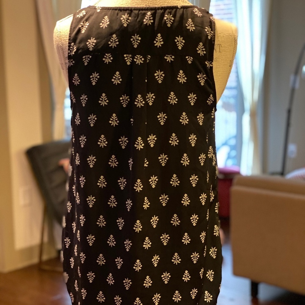 Forever 21 top​​ - Picture 3 of 5